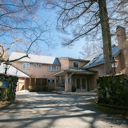 Ryosha Tsukiakari Bed & Breakfast Yamanakako Exterior photo