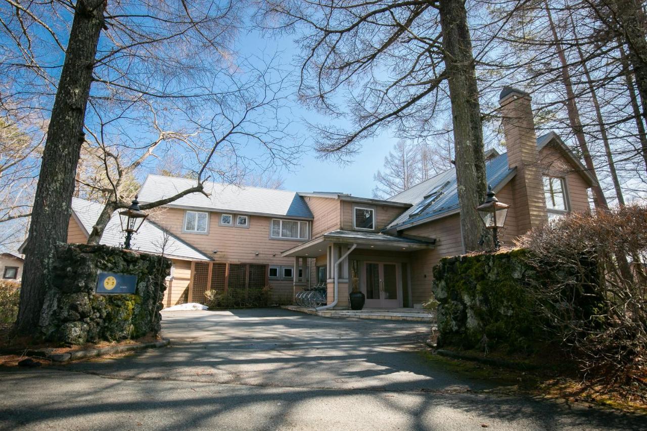 Ryosha Tsukiakari Bed & Breakfast Yamanakako Exterior photo