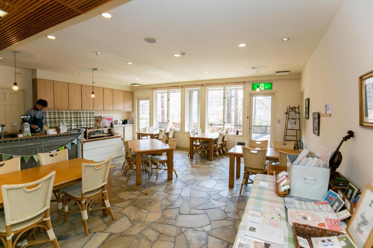 Ryosha Tsukiakari Bed & Breakfast Yamanakako Exterior photo